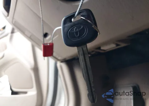 2004 Toyota Camry Le from USA, damaged, VIN 4T1BE32K04U367131